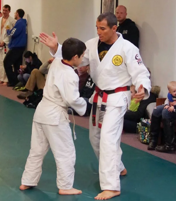 Royler Gracie with a student at Gracie Humaita Kansas City.